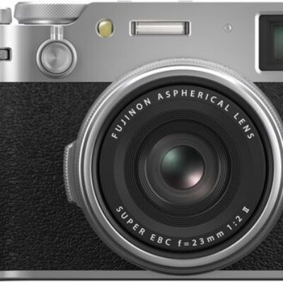 Fujifilm X100VI silber