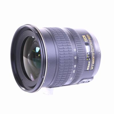 Nikon AF-S DX Nikkor 12-24mm F/4.0 G IF-ED (sehr gut)